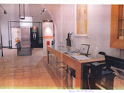 Il bersaglio HERITY esposto all'ingresso del museo